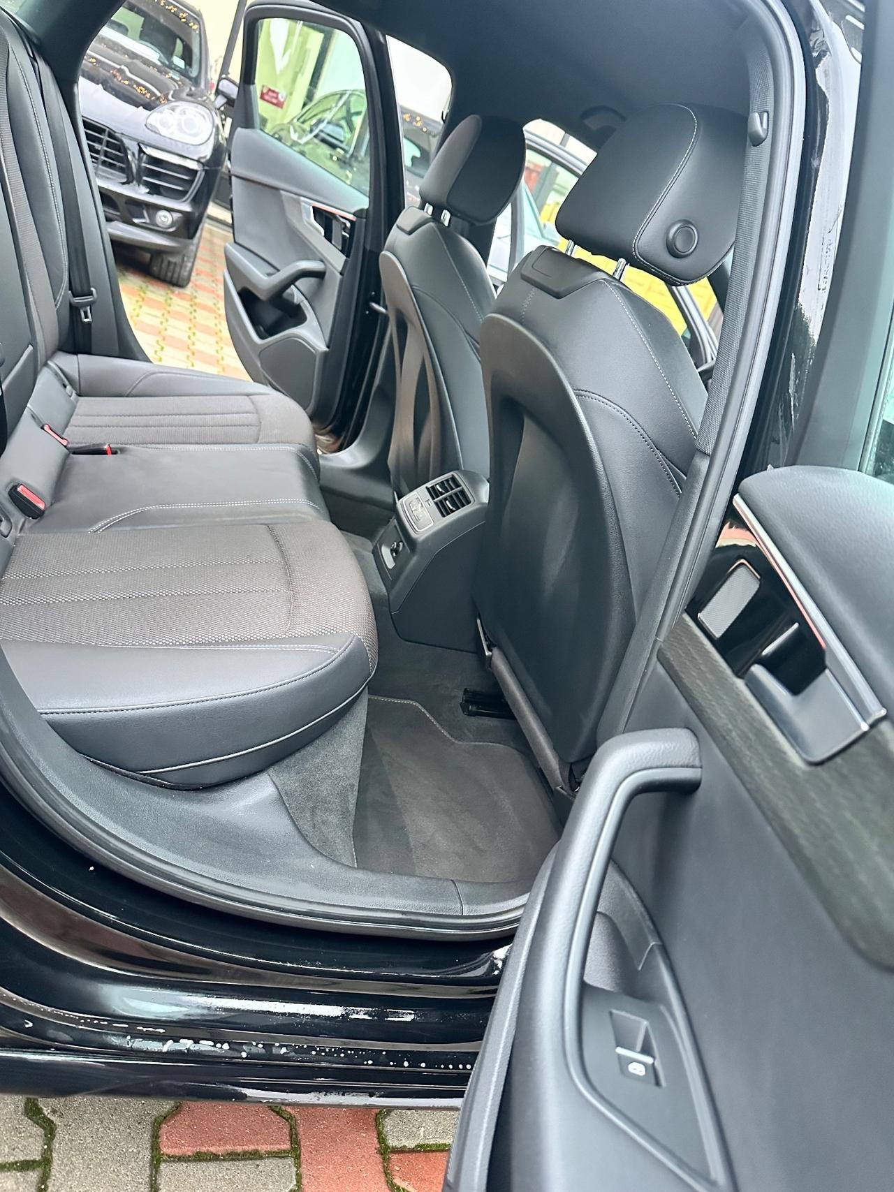 Audi A4 35 TDI/163 CV S tronic line edition