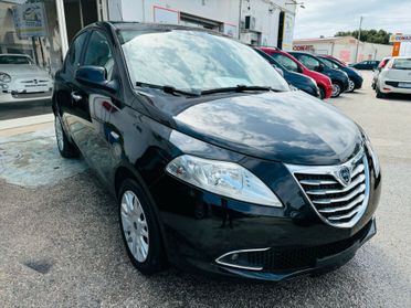 Lancia Ypsilon 1.2 69 CV 5 porte Gold