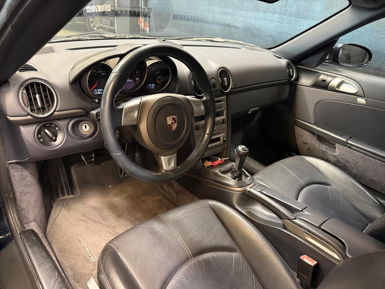 Porsche Cayman 987 2.7