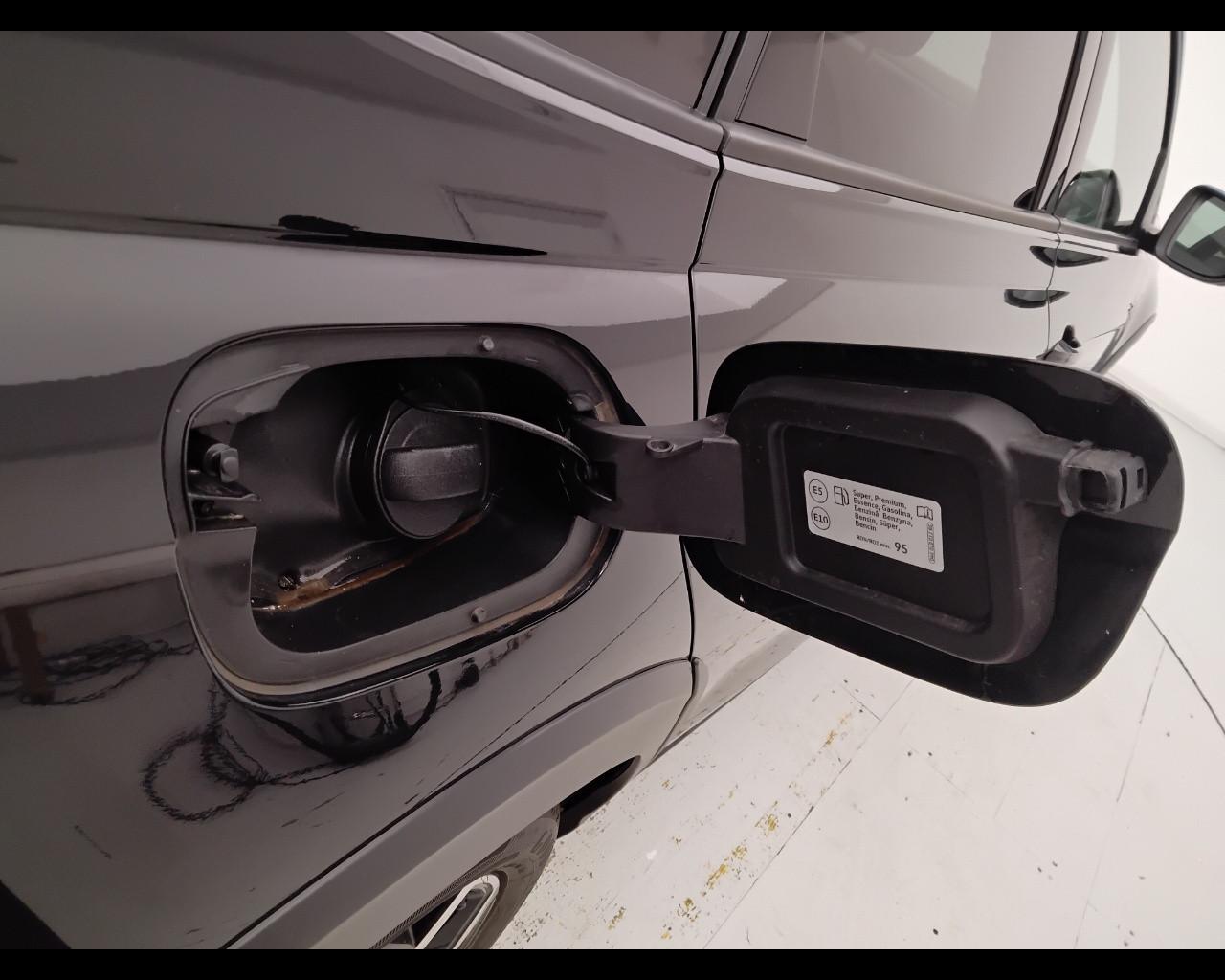 VOLKSWAGEN Taigo - Taigo 1.0 tsi R-Line 115cv dsg