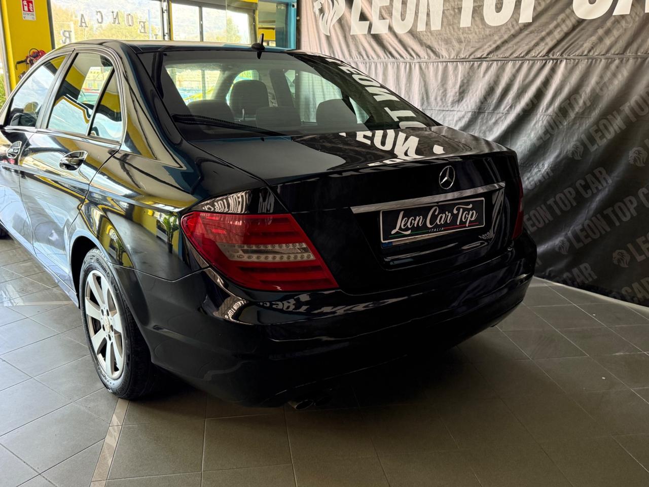 Mercedes-benz C 220 CDI BlueEFFICIENCY Avantgarde