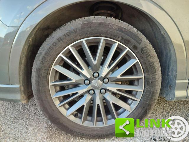 AUDI Q3 35 TDI S tronic S line edition