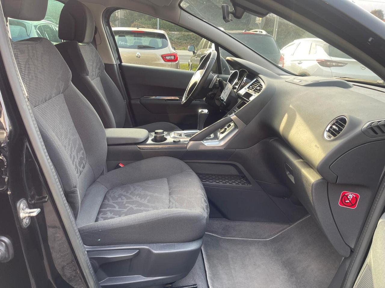 Peugeot 3008 1.6 e-HDi 115CV cambio robotizzato Stop&Start Allure