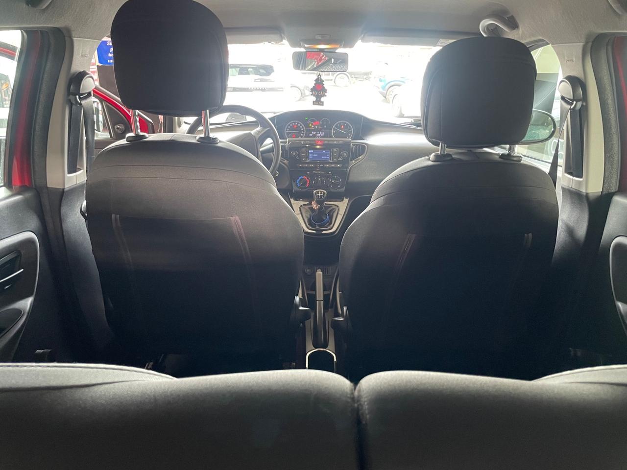 Lancia Ypsilon 1.2 69 CV 5 porte Elefantino - Nessun vincolo -