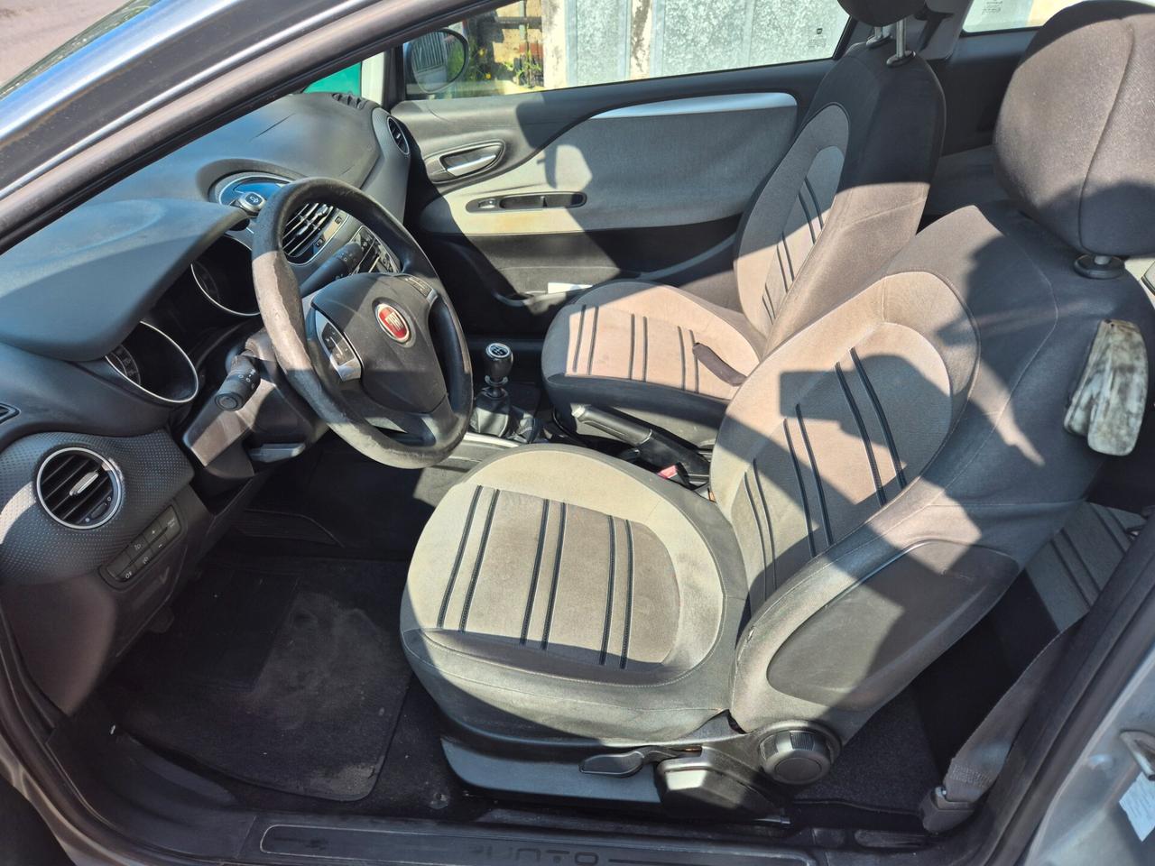 Fiat Punto Evo 1.2 3 porte Active POCHI KM