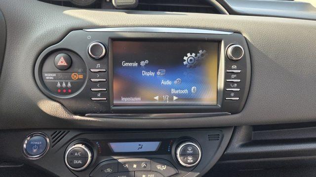 TOYOTA Yaris 1.5 Hybrid 5 porte Active PERMUTE OK NEOPATENTATI
