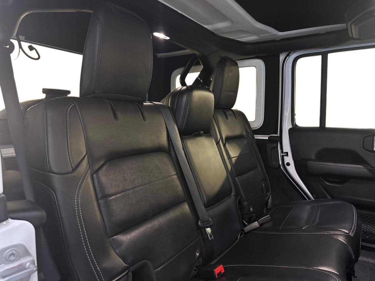 Jeep Wrangler Unlimited 2.2 mjt II Sahara