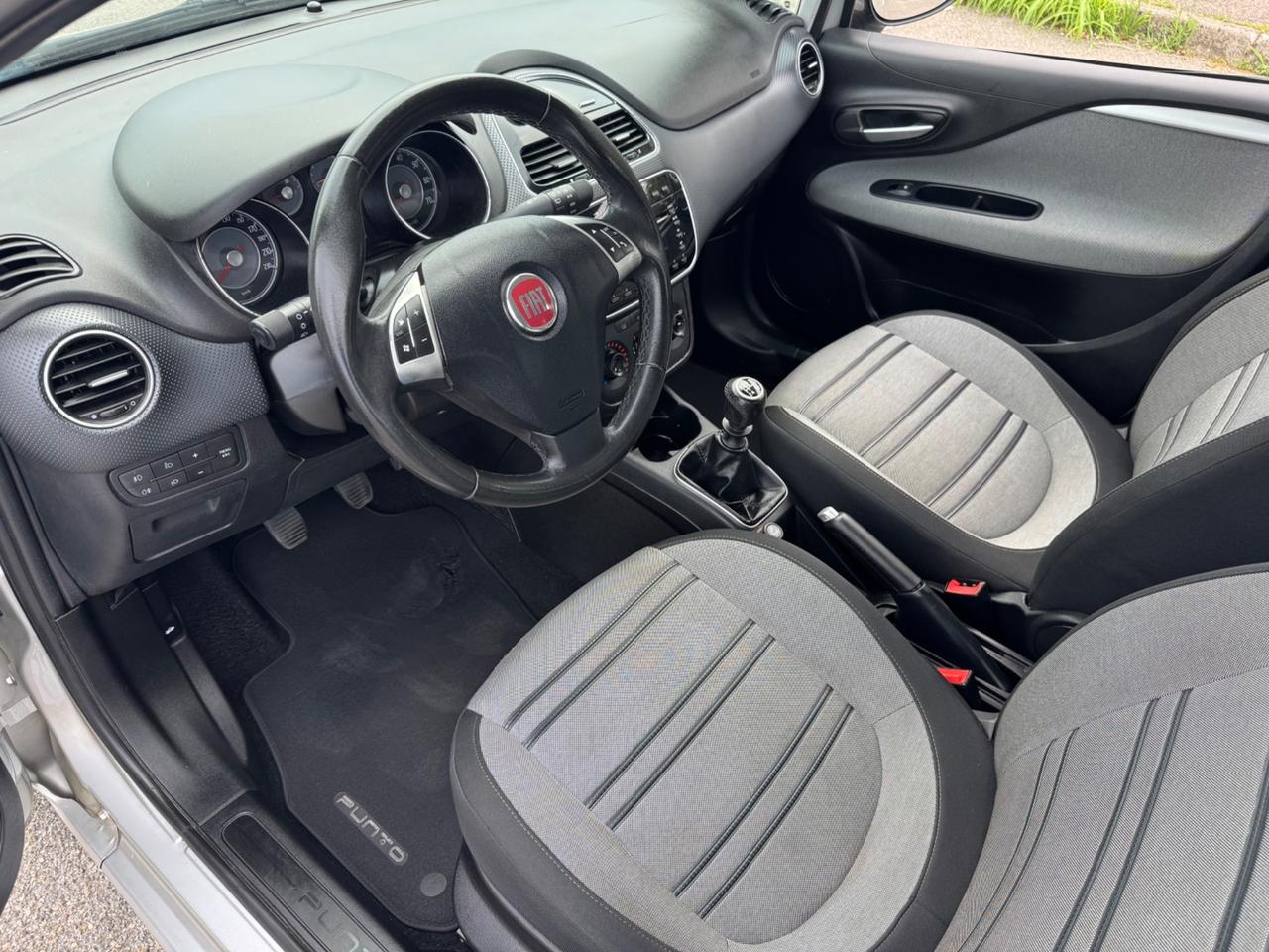 Fiat Punto Evo manutenzione completa idonea anche ai neopatentati