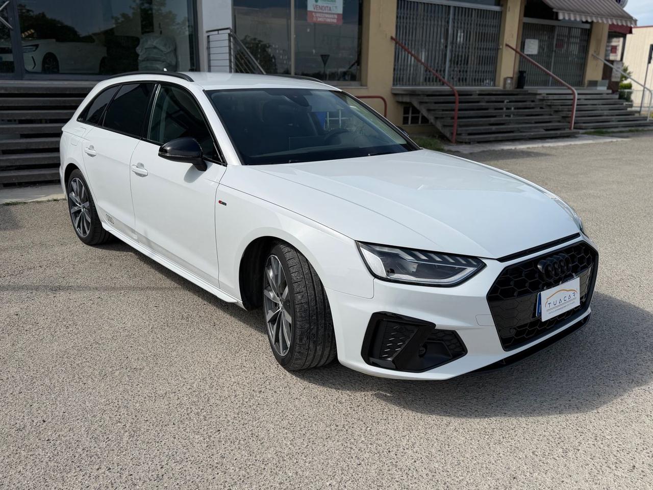 Audi A4 S Line 2.0 40 TDI #10706