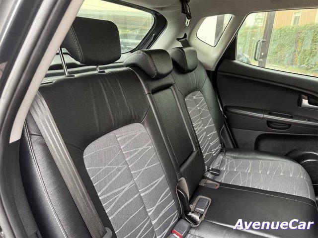 KIA Venga 1.4 cvvt COOL ADATTA A NEOPATENTATI PREZZO REALE