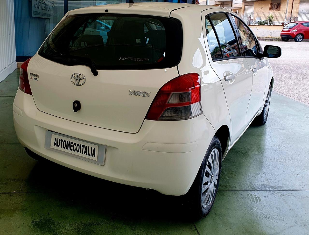Toyota Yaris 1.0 BENZ. - 2011 - KM. 160.000