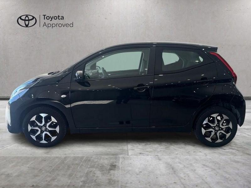 Toyota Aygo Aygo 5p 1.0 x-play m-mt 72cv