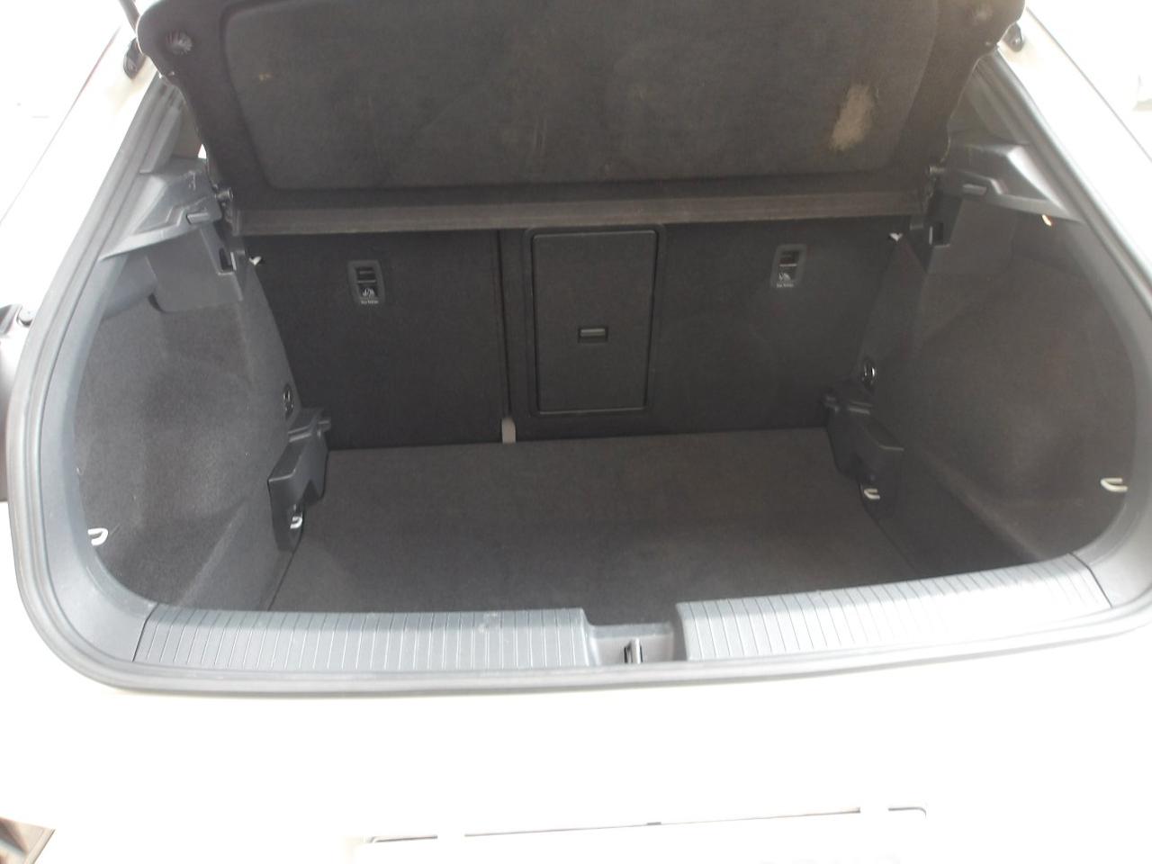 Volkswagen T-Roc 2.0 tdi R-Line 115cv