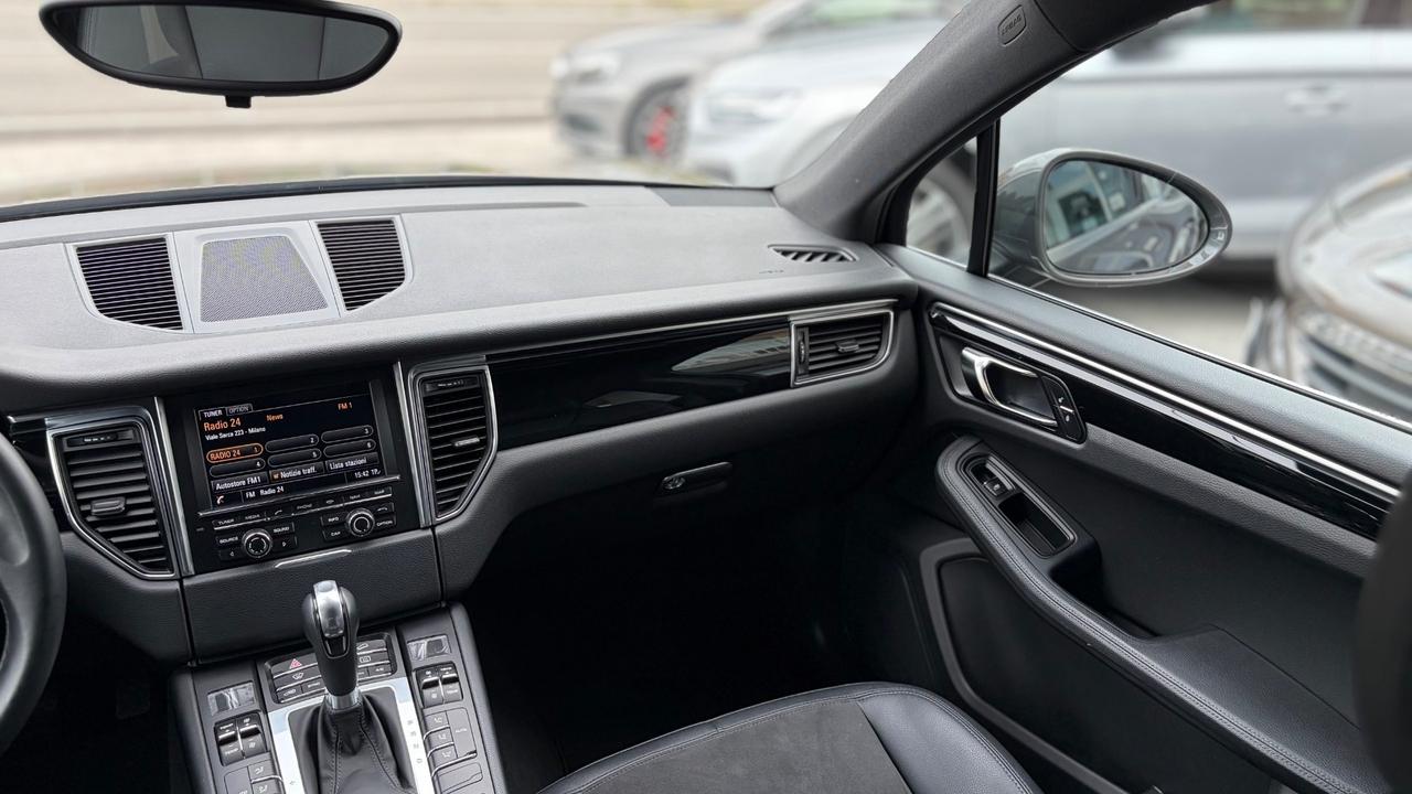 Porsche Macan S 3.0