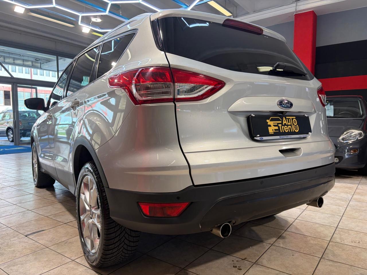 Ford Kuga 2.0 TDCI 163 CV 4WD Powershift Titanium