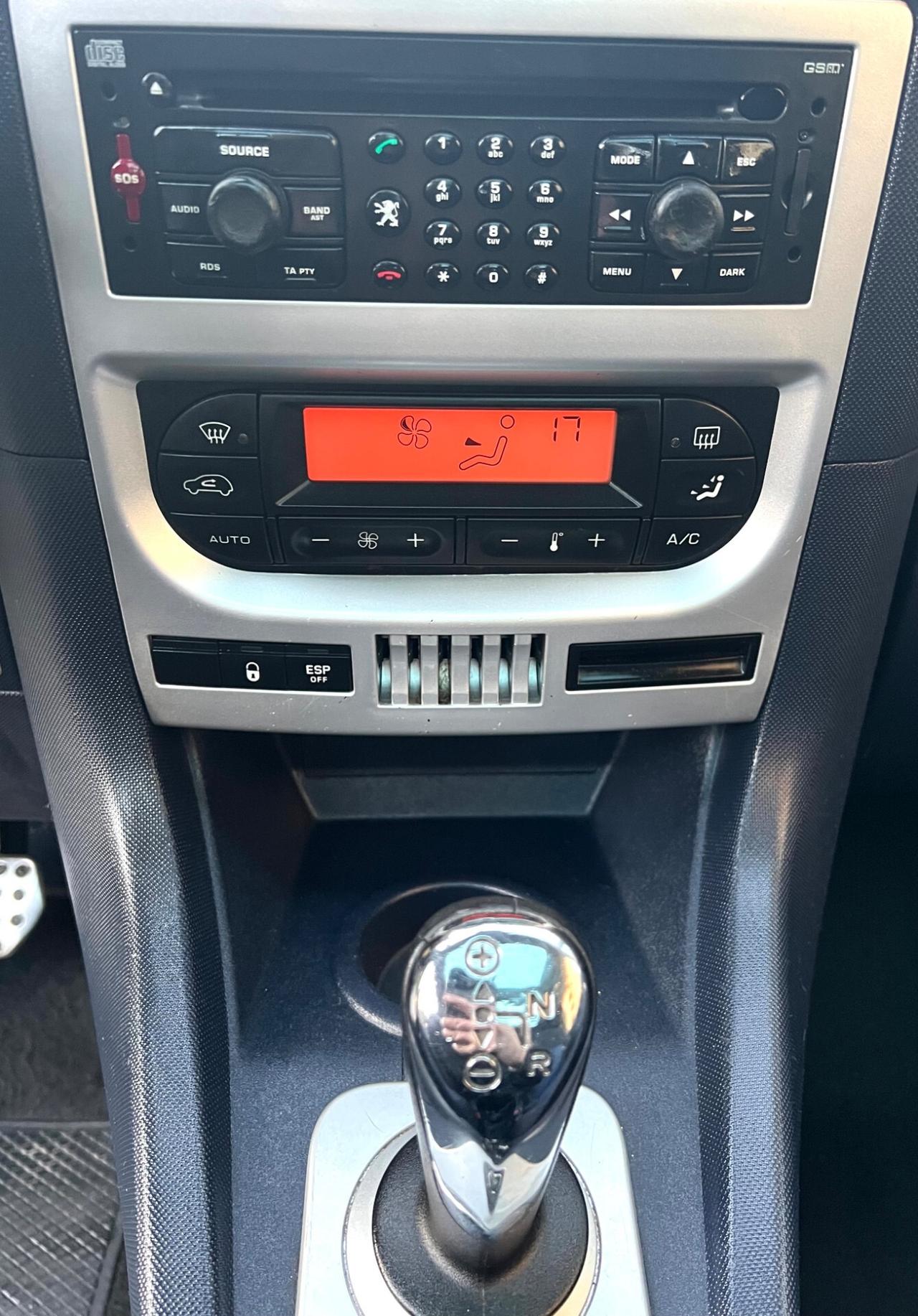 Peugeot 1007 benzina CAMBIO AUTOMATICO full OK NEOPATENTATI