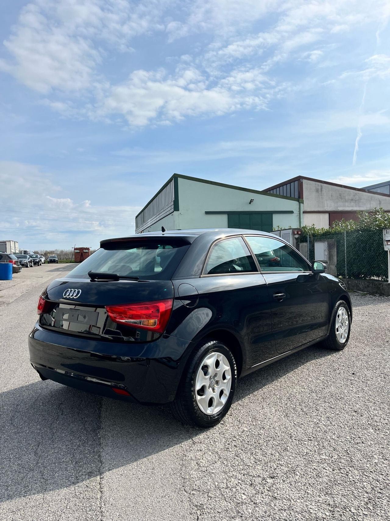 Audi A1 1.2 Neopatentati tagliandata