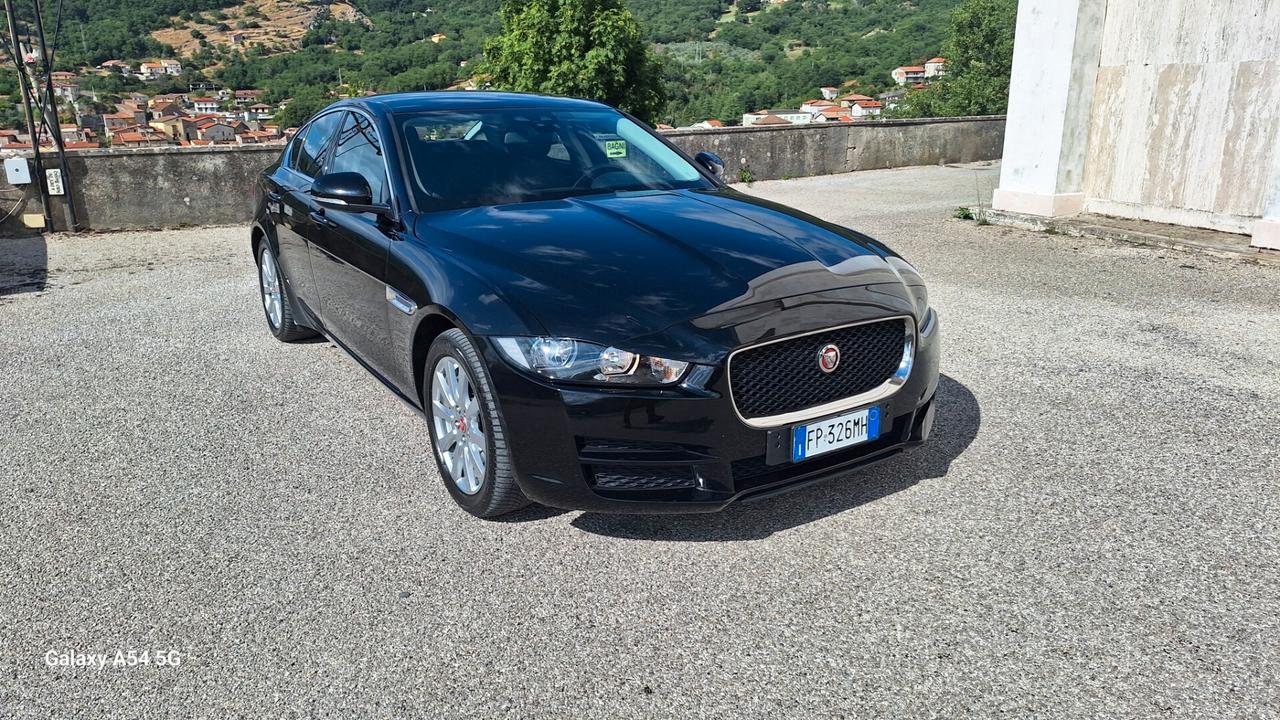 Jaguar XE 2.0 D 180 CV aut. Prestige