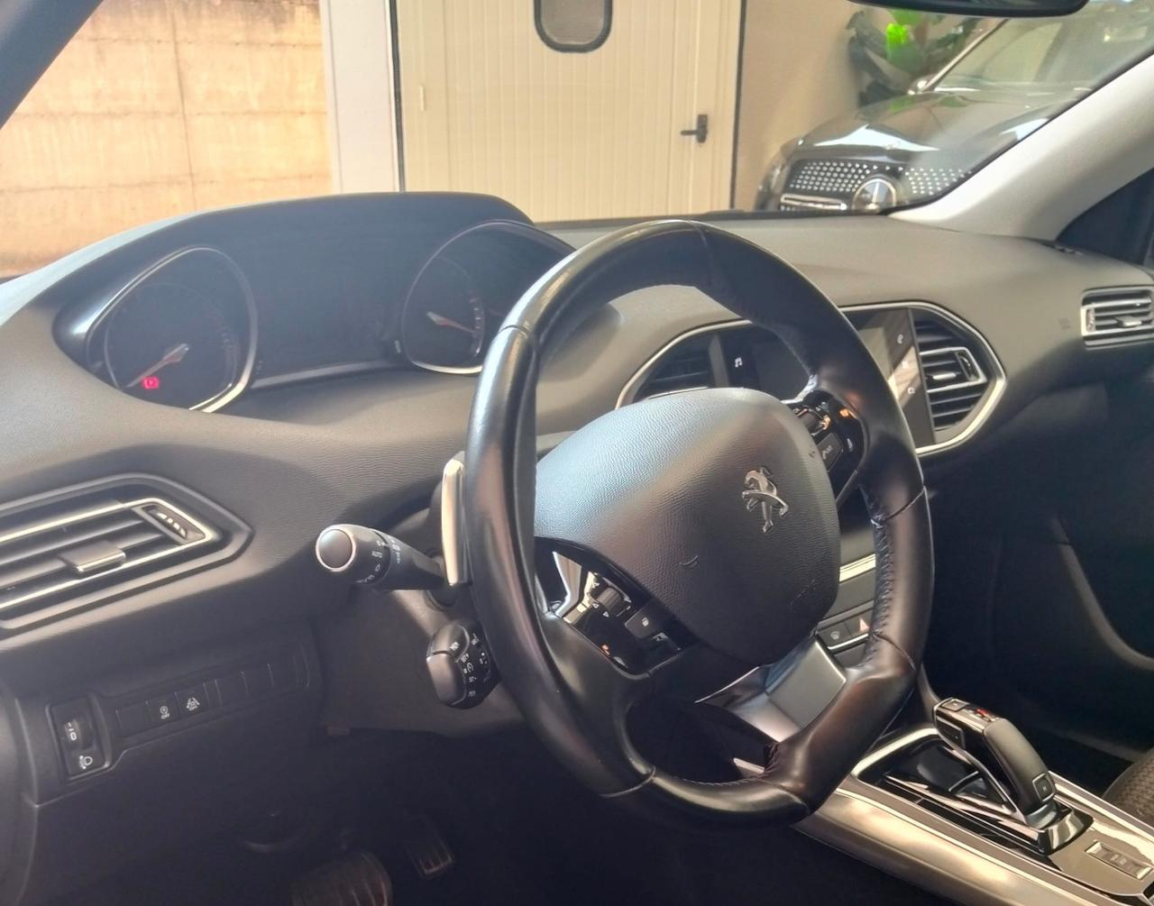 Peugeot 308 BlueHDi 130 S&S EAT8 Allure Pack