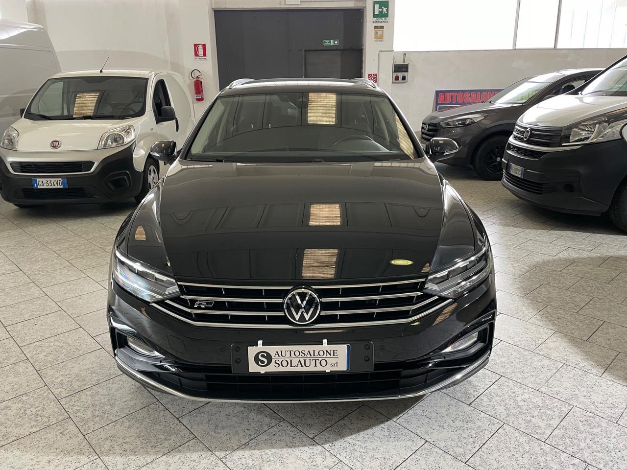 Volkswagen Passat Variant 2.0 TDI SCR EVO DSG Business R-LINE Virtual