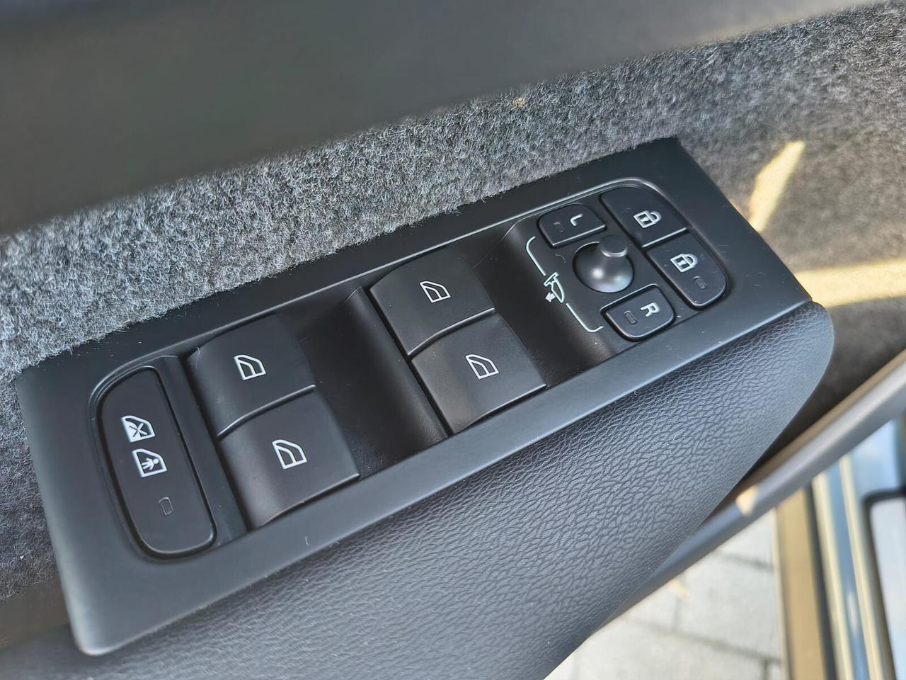 Volvo XC40 1.5 T5 Recharge Plug-in Hybrid automatico
