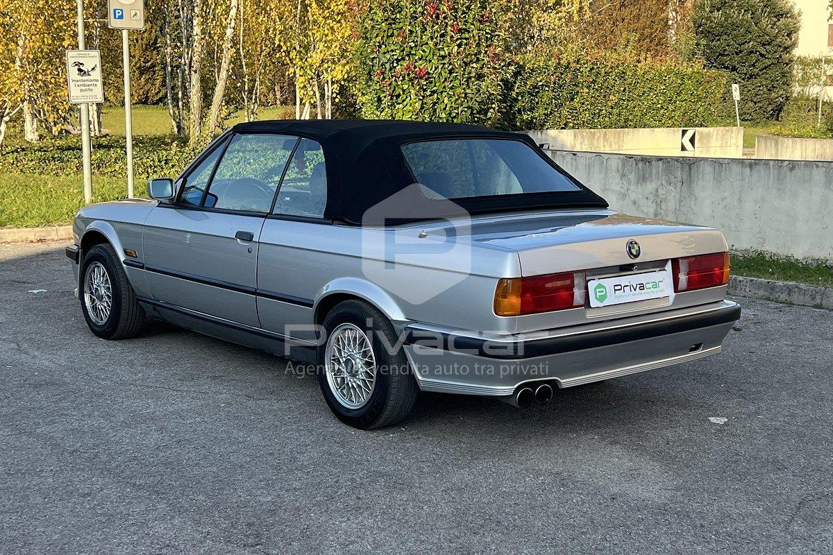 BMW 320i Cabriolet