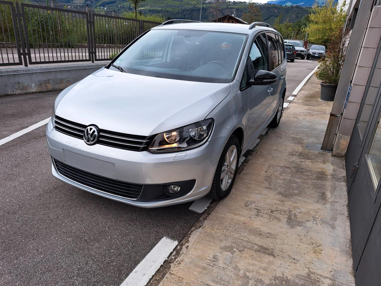 Volkswagen Touran 1.6 TDI DSG Comfortline