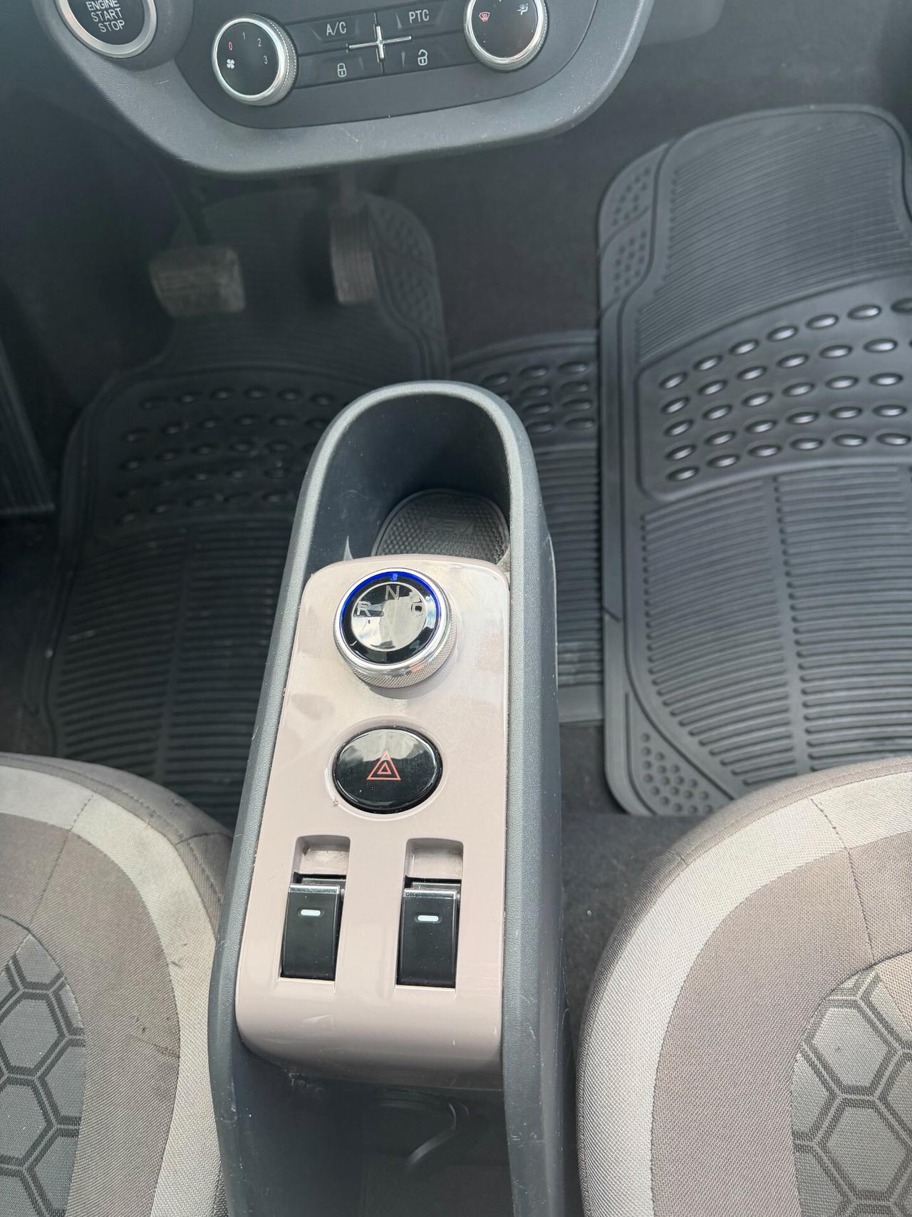 Xev Yoyo 2022 FULL OPTIONAL LEGGI TUTTO