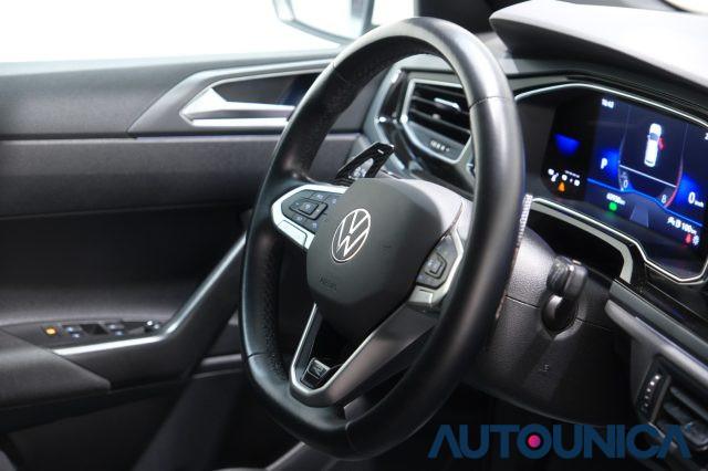 VOLKSWAGEN Polo 1.0 TSI DSG R-LINE AUTOMATICA NEOPATENTATI