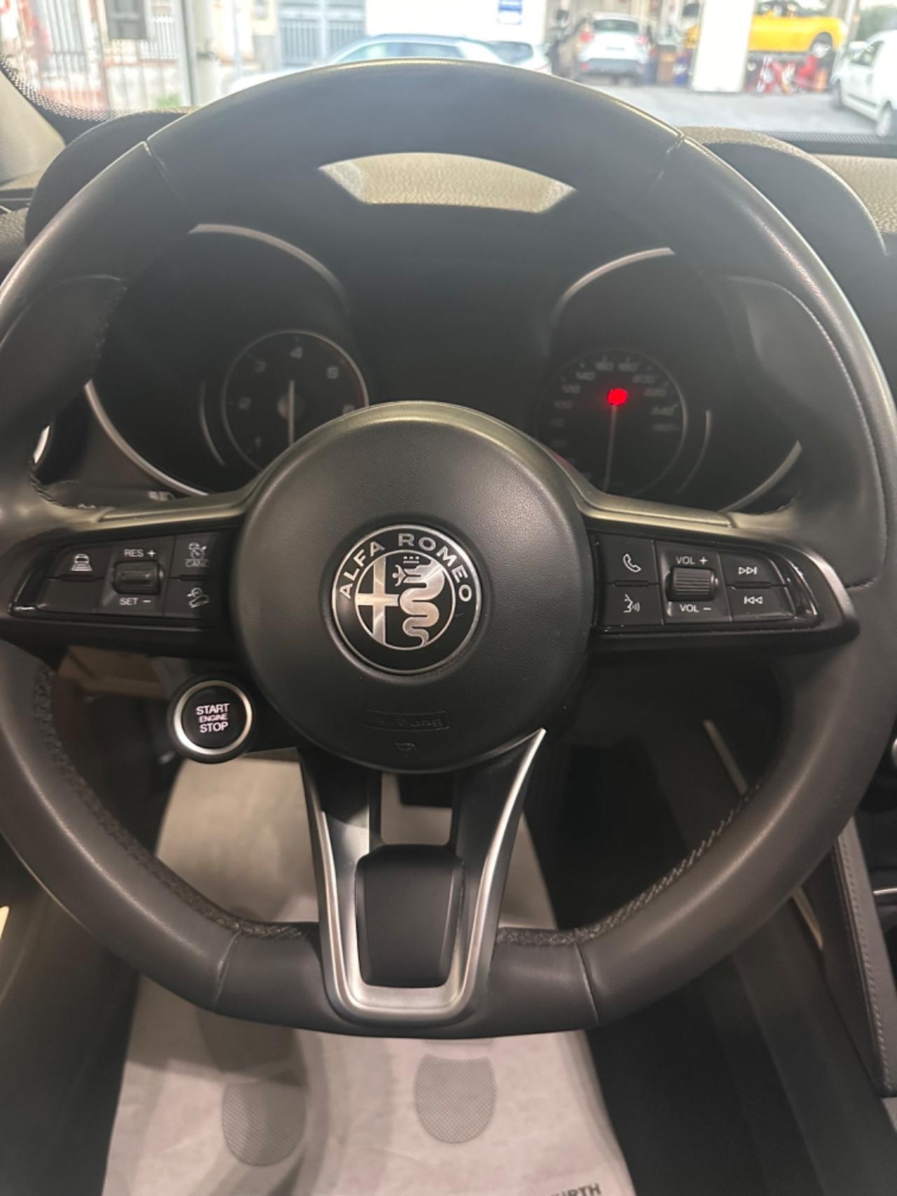 Alfa Romeo Stelvio 2.2 Turbodiesel 160 CV AT8 RWD Business