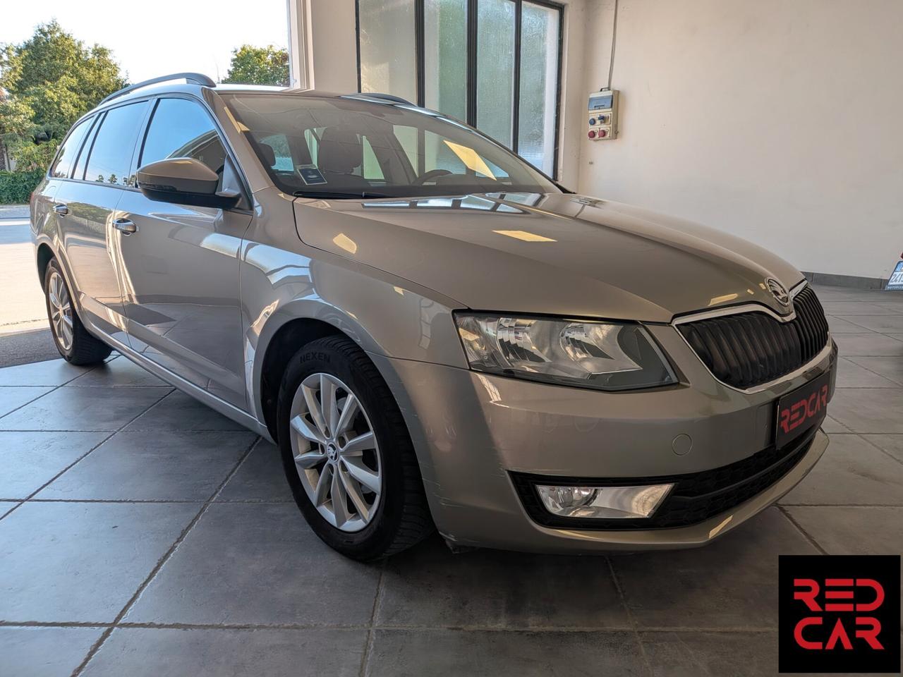 SKODA OCTAVIA SW 1.6 TDI DSG