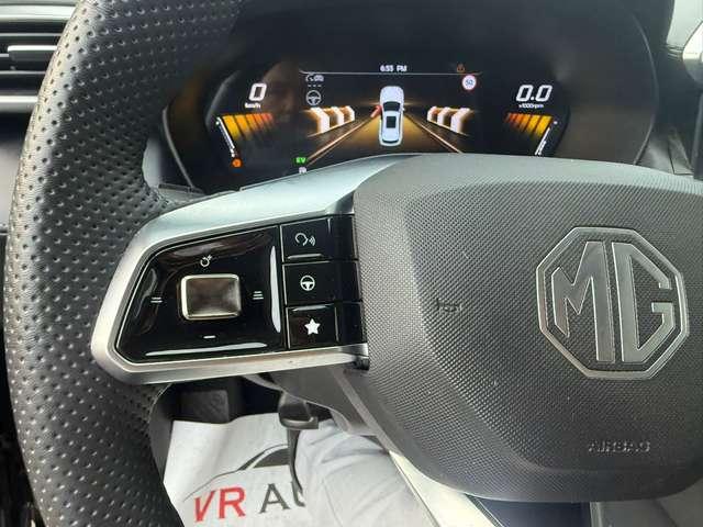 MG ZS 1.5 hybrid Luxury auto FULL OPTIONAL / PROMO FIN