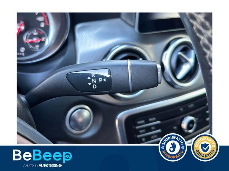 Mercedes-Benz GLA 200 SPORT AUTO