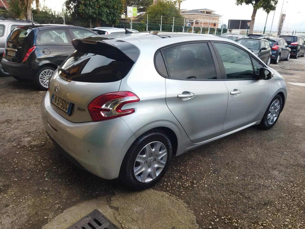 Peugeot 208 1.4 HDi aut. Active 2013