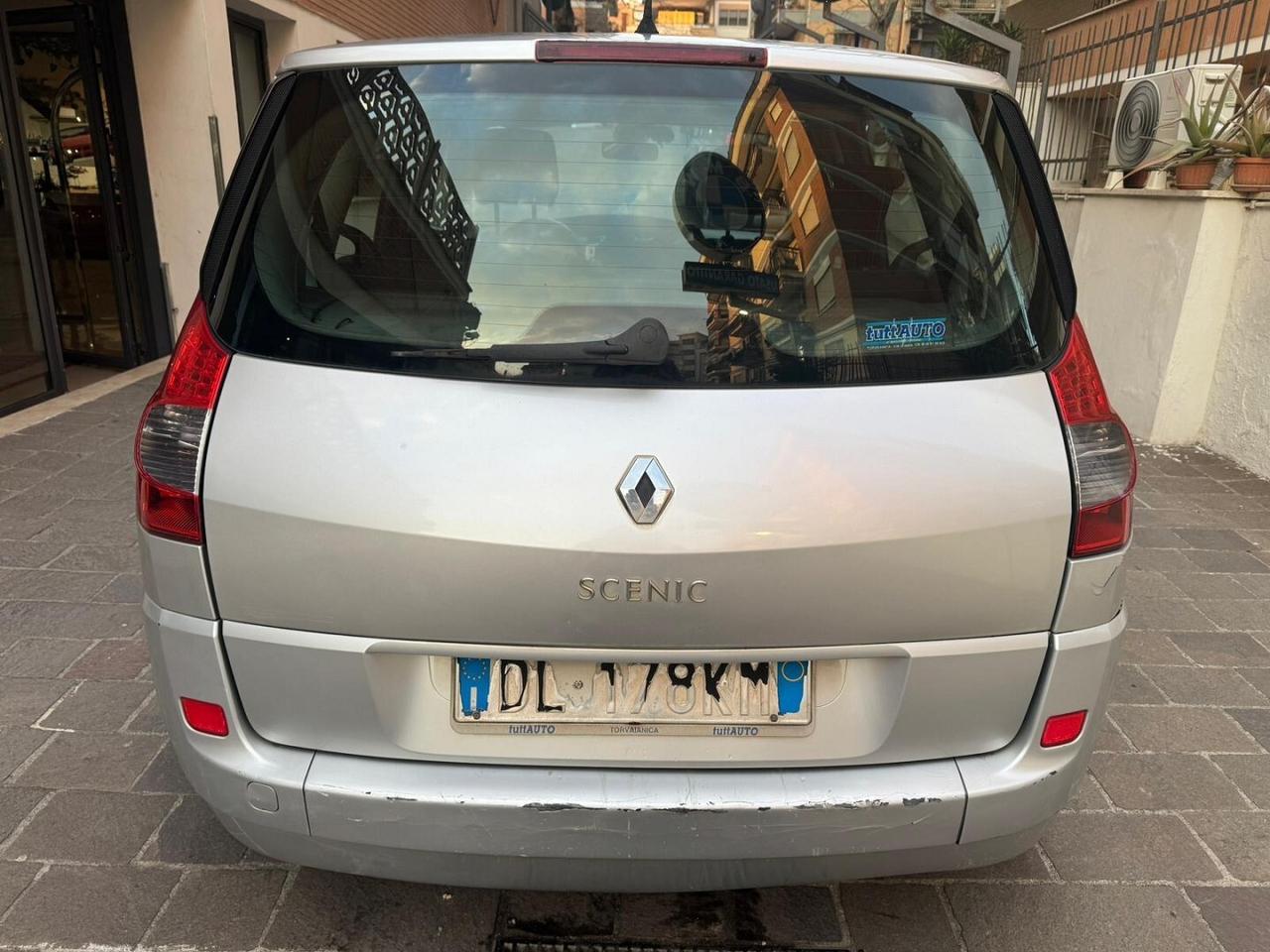 RENAULT Scenic 1.9 dCi 130CV