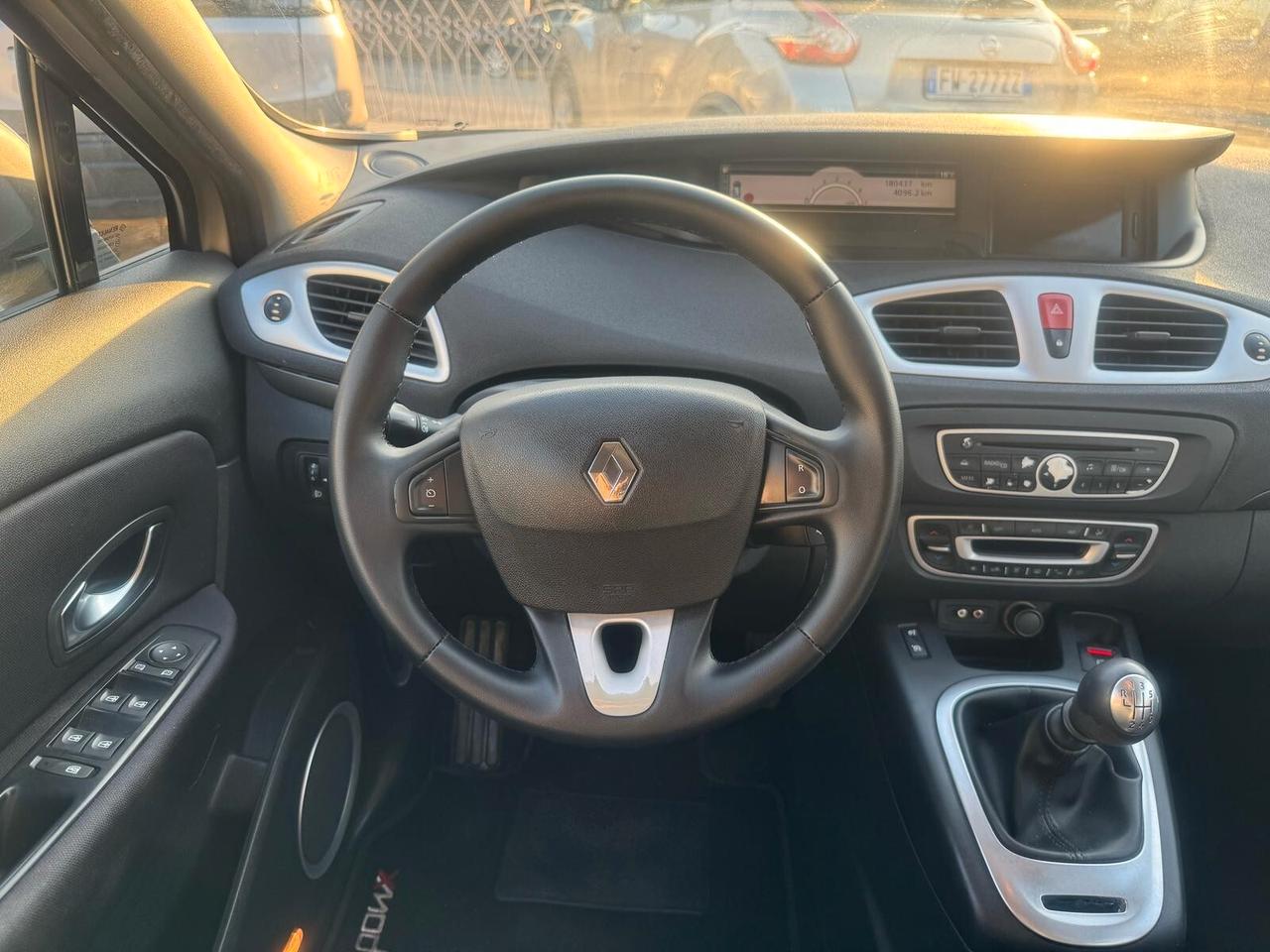 Renault Scenic Scénic X-Mod 1.5 dCi 110CV EDC Luxe