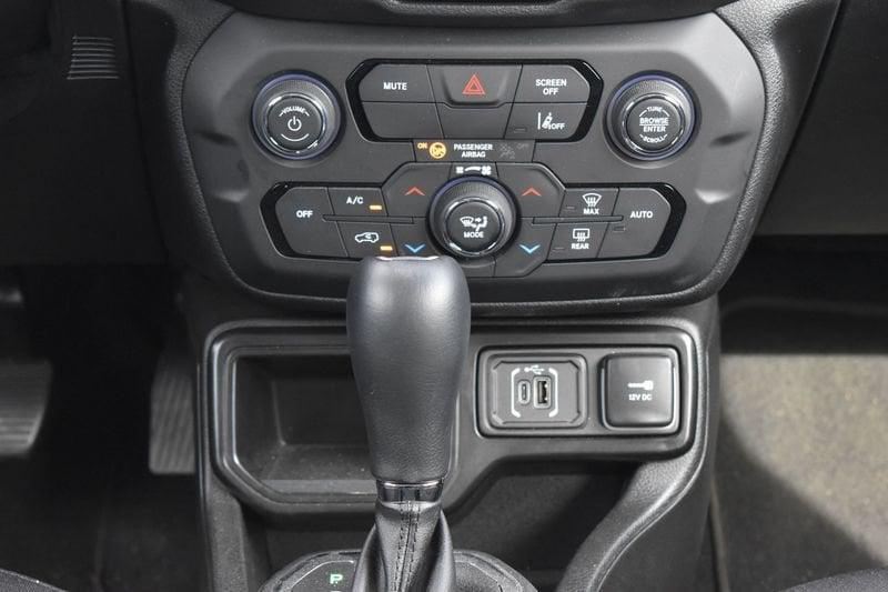 Jeep Renegade e-Hybrid 1.5 T4 MHEV 130cv Altitude DDCT AUTOCARRO