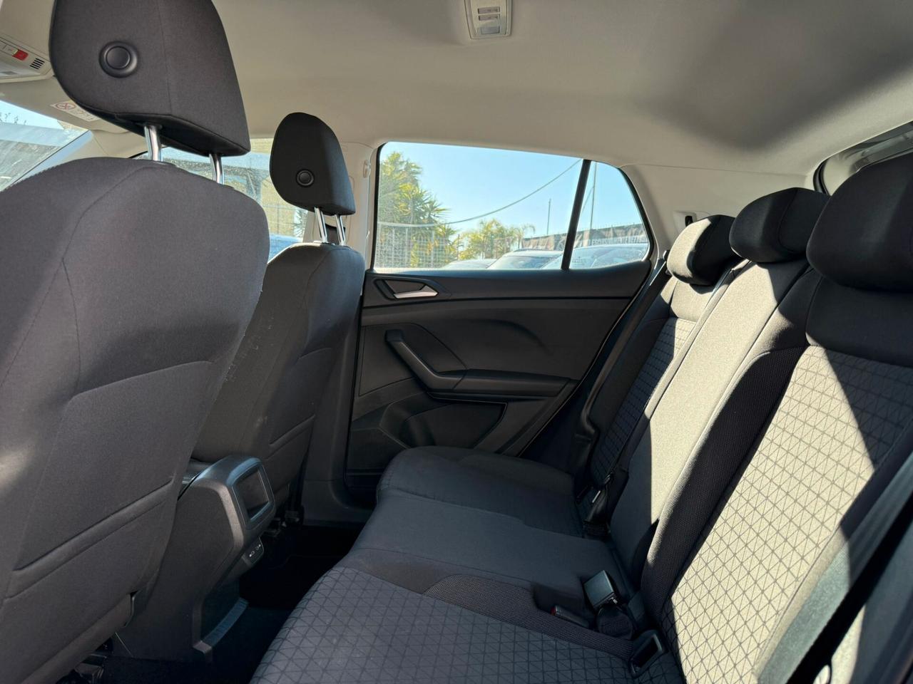 VOLKSWAGEN T-CROSS 2023 1.O BENZINA 95CV 18000KM