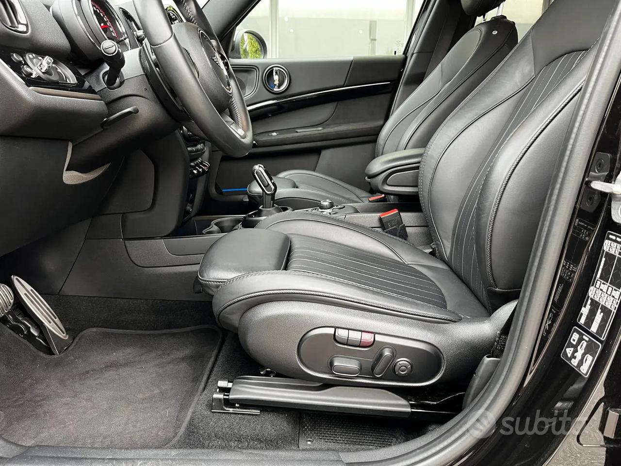 MINI COUNTRYMAN JCW ALL4 306CV