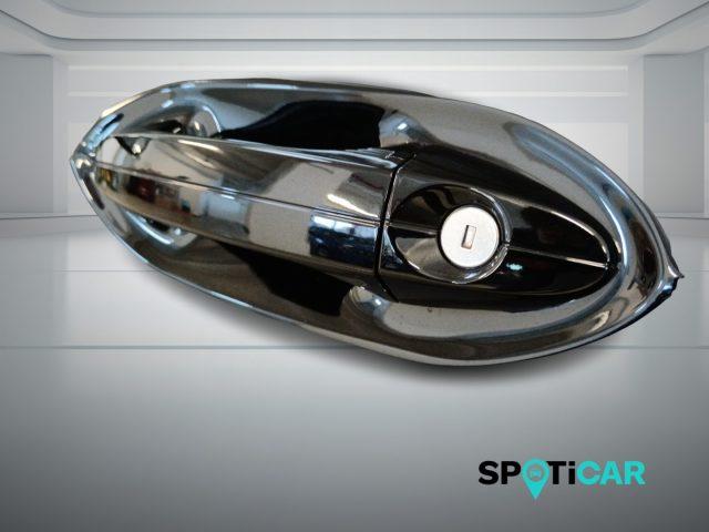 FORD Tourneo Courier 1.0 EcoBoost Titanium