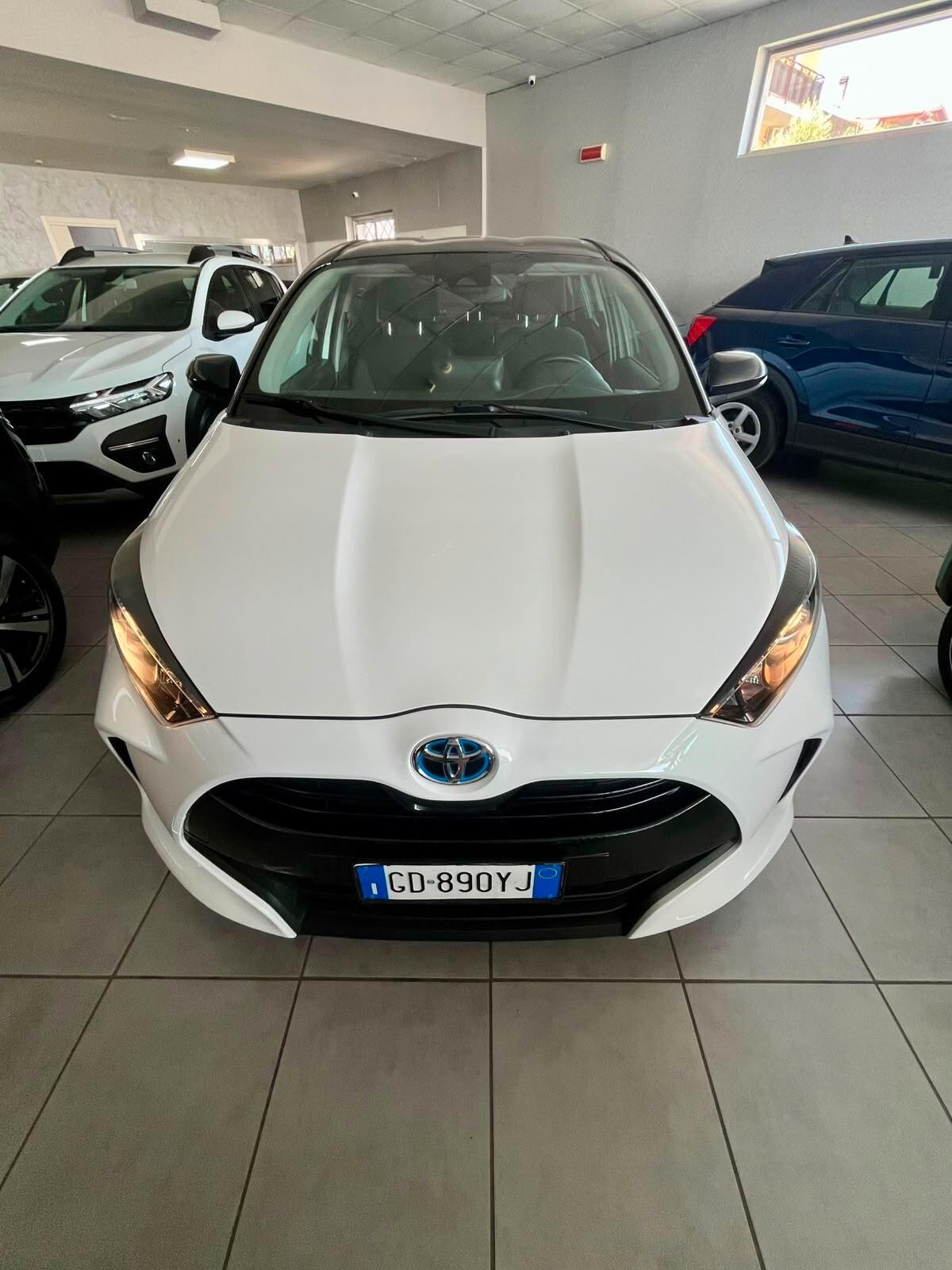 Toyota Yaris 1.5 Hybrid 5 porte Business
