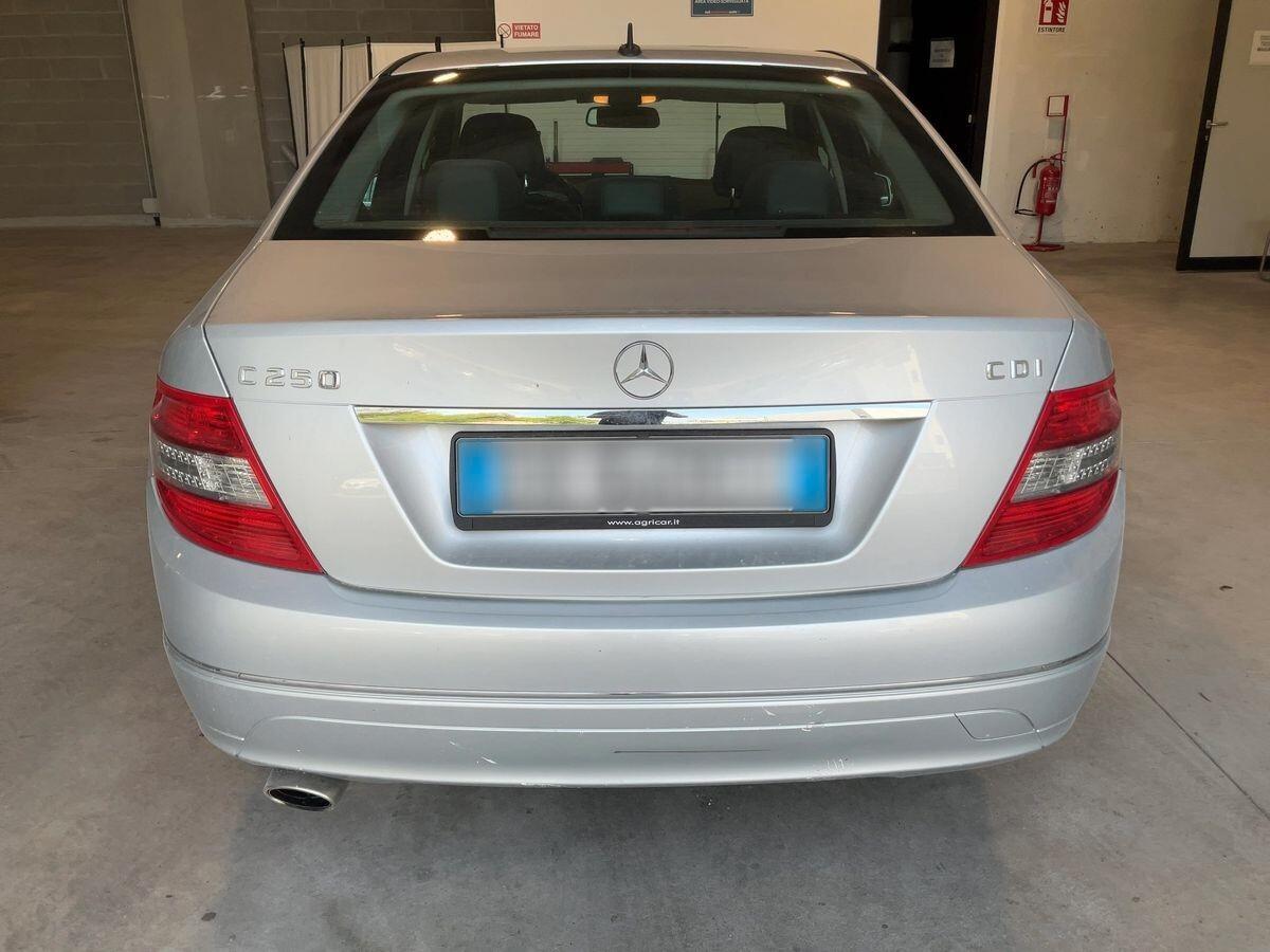 MERCEDES C250 CDI BERLINA - MANUALE - NAVIGATORE