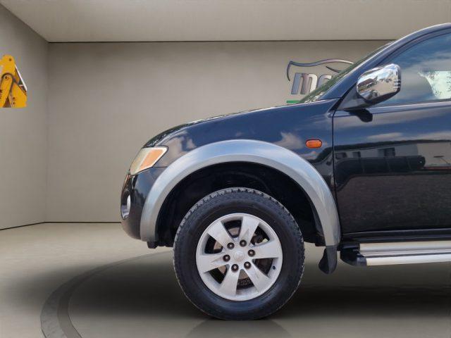 MITSUBISHI L200 2.5 DI-D/136CV Double Cab Invite
