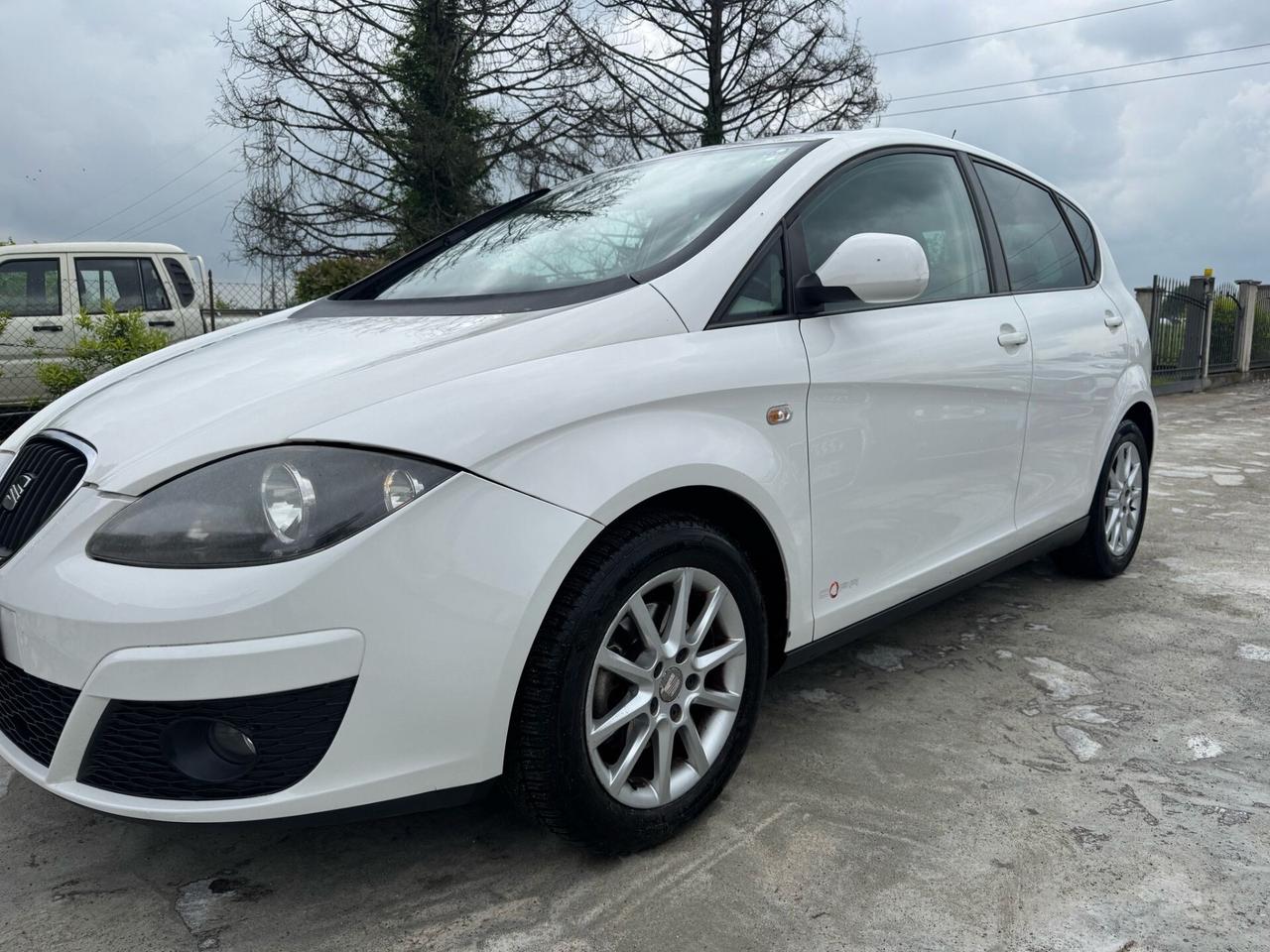Seat Altea XL 1.6 TDI 105 CV CR DPF DSG Style neopatentati