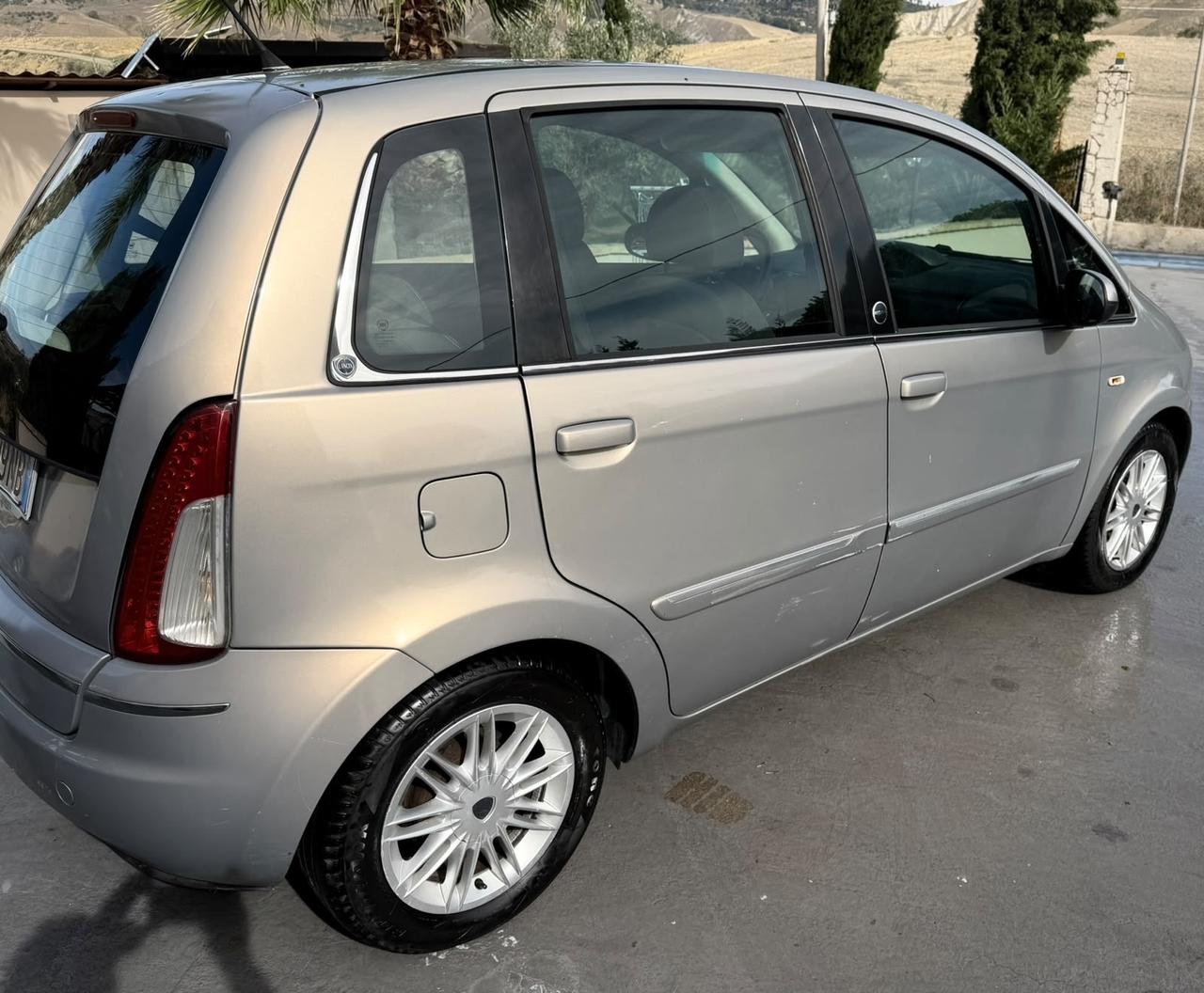 Lancia MUSA 1.4 Argento Ecochic GPL