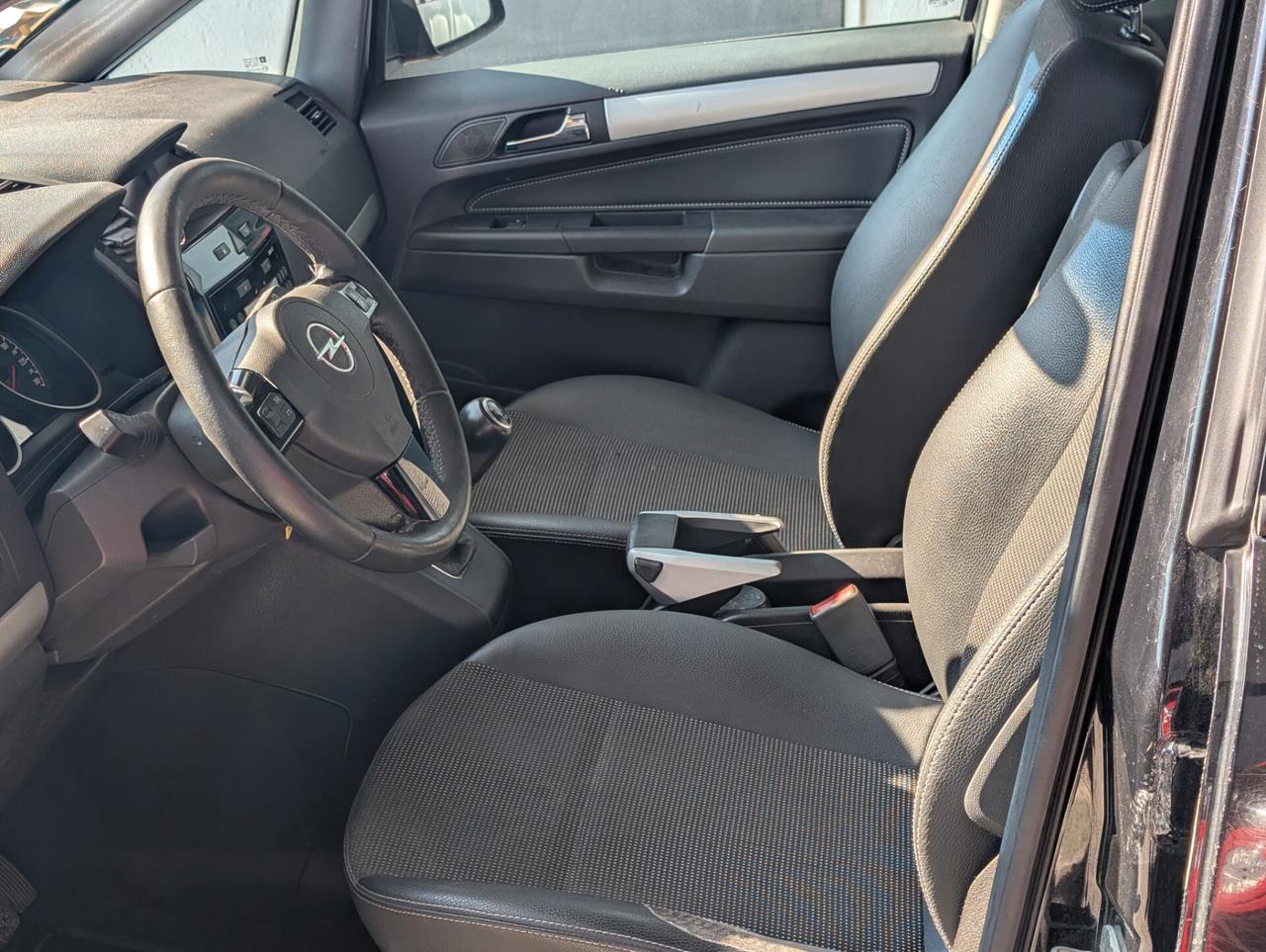 Opel Zafira 1.6 16V ecoM 150CV 7 POSTI