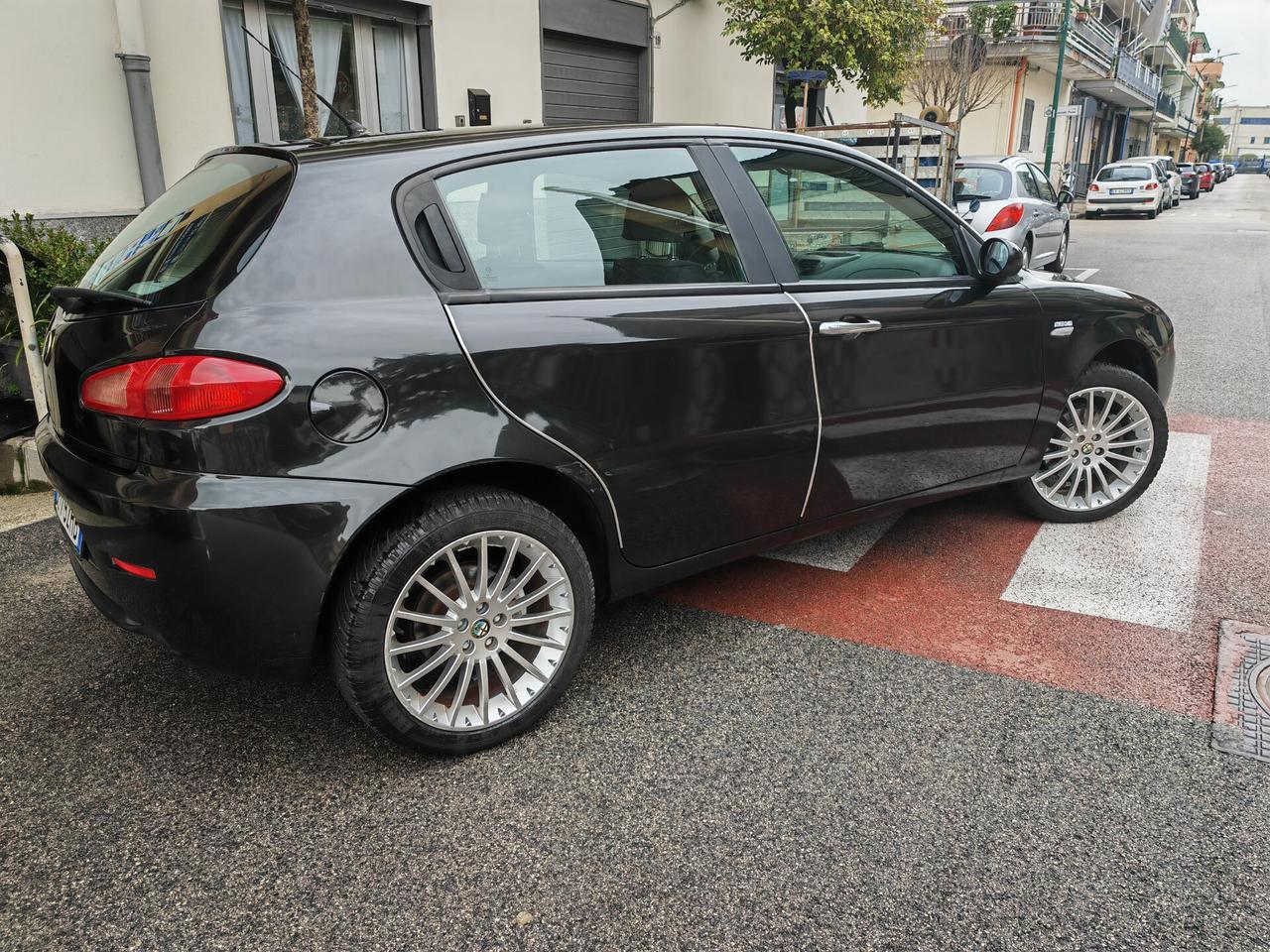 ALFA ROMEO 147 1.6 CV105 KW 77 TS BLACK LINE