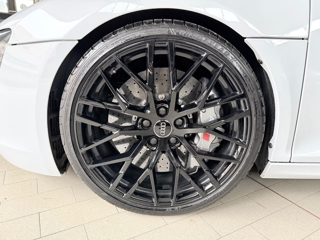 Audi R8 Spyder 5.2 V10 FSI quattro