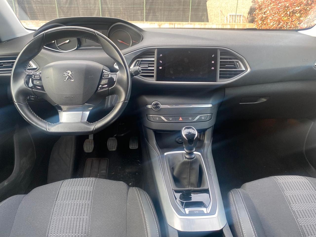 Peugeot 308 PureTech Turbo 130 S&S Allure