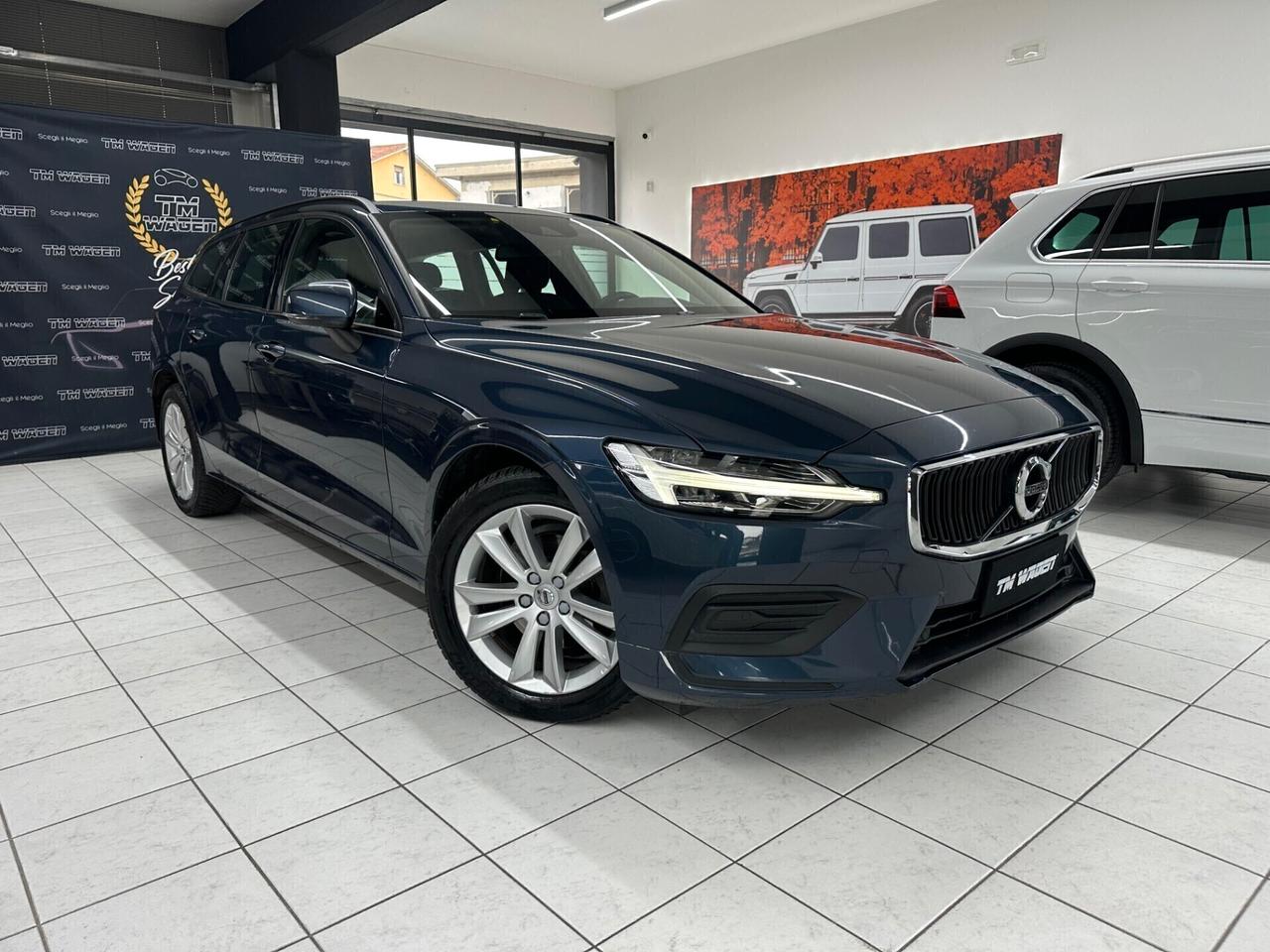 Volvo V60 2.0 d3 Momentum Business auto my21